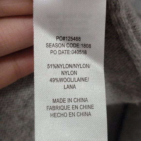 Splendid Wool Blend Cowl Neck Button Side Cozy Gray Pullover Sweater Medium - Picture 11 of 12